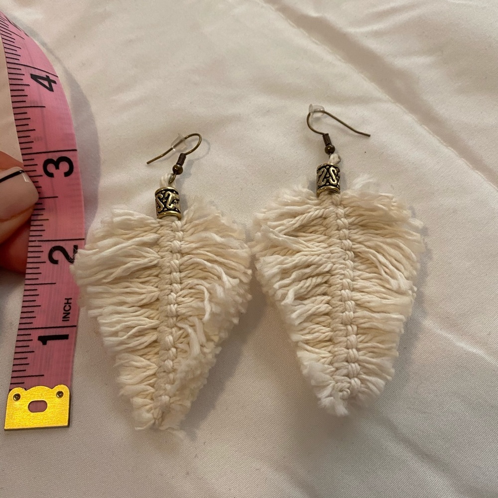 Off white/cream fringe earrings